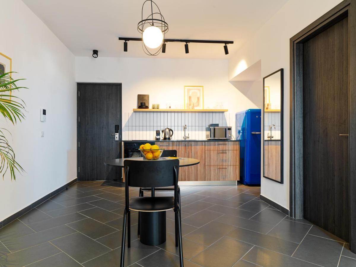 Liv Urban Suites Ларнака Екстер'єр фото