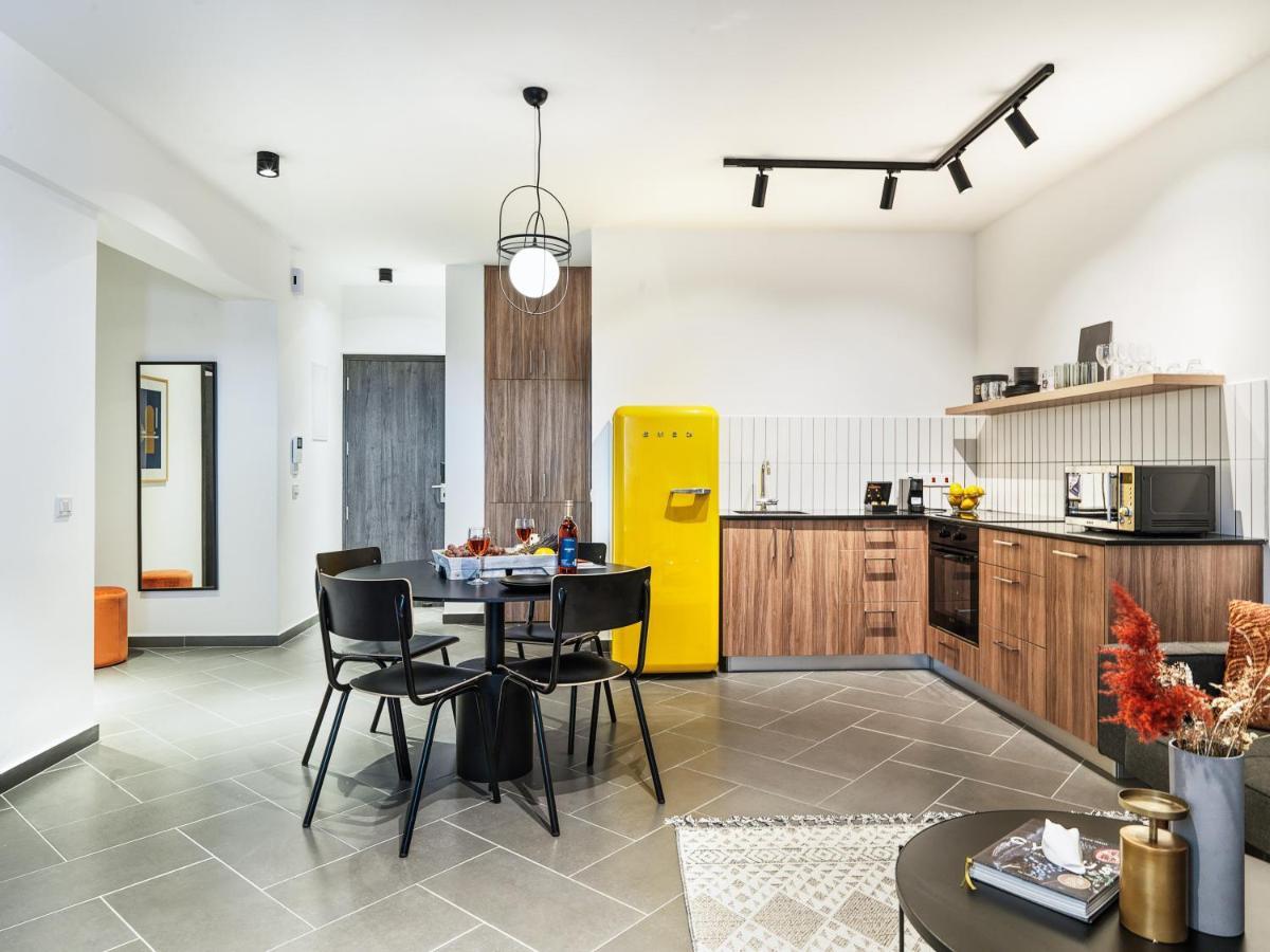 Liv Urban Suites Ларнака Екстер'єр фото