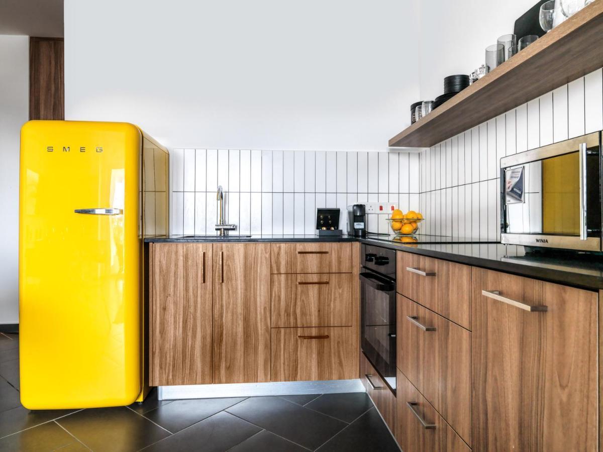 Liv Urban Suites Ларнака Екстер'єр фото