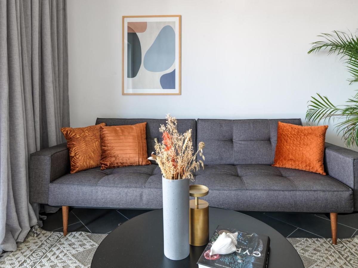 Liv Urban Suites Ларнака Екстер'єр фото