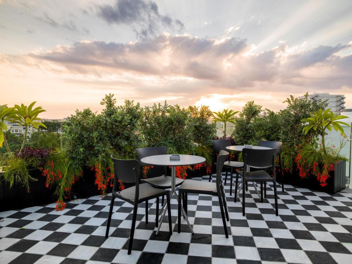 Liv Urban Suites Ларнака Екстер'єр фото